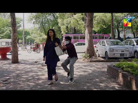 Larki Ke Sath Sar e Aam Chairh Chaarh..! - Hadd - HUM TV